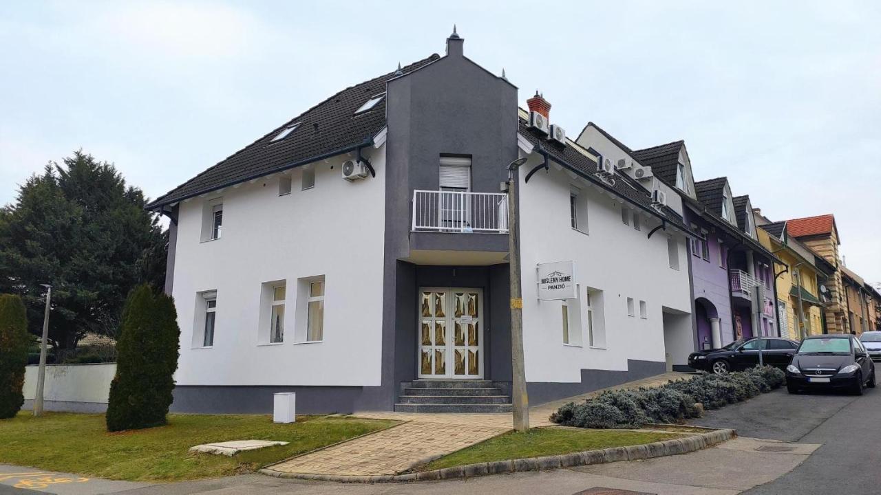 Misleny Home Козармишлењ Екстер'єр фото